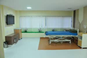 Moderne Pflegebetten erleichtern die tägliche Pflege